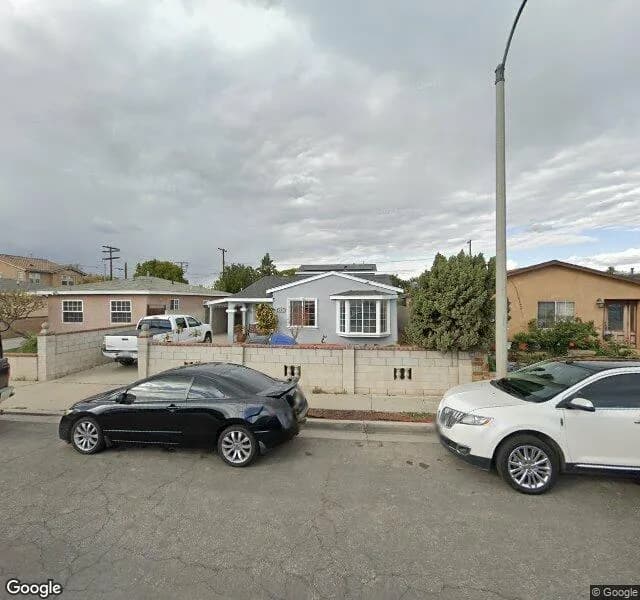 A Sunnyday Guest Home