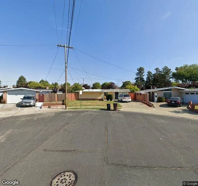 Arleen's Residential Care #4 - Adult Residential Facility in Hayward, California