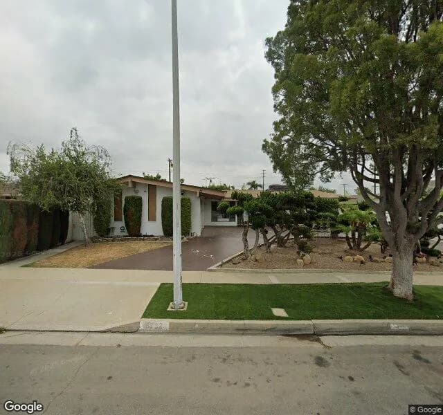 Ataraxis Homes #1 - Board And Care Home in Los Angeles, California