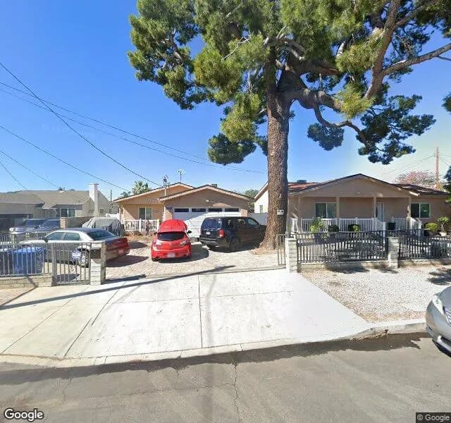 Ben Assisted Living - Board And Care Home in North Hollywood, California