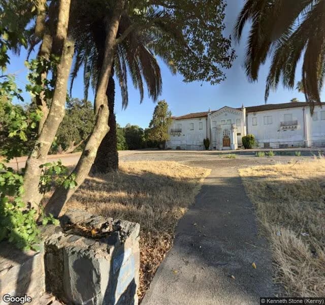 Bluffs At Hamilton Hill, The