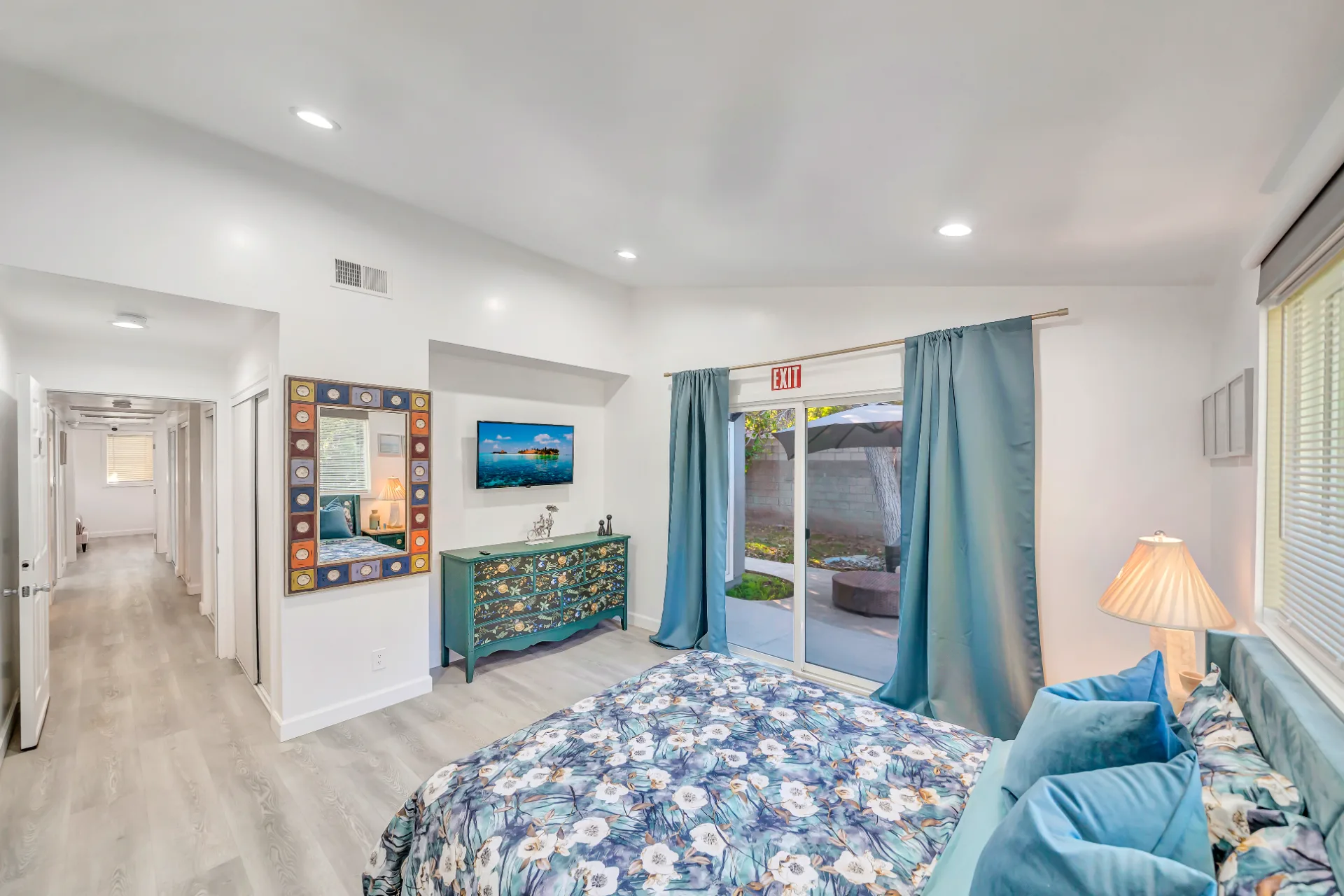 Cared With Love - Photo 5