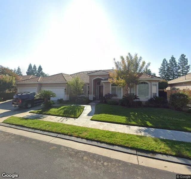 Caring Heart-everglade - Board And Care Home in Clovis, California