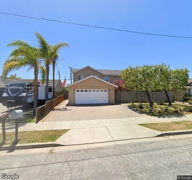 Casa Naomi - Bradford Home