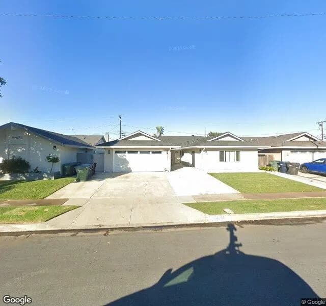 Coast Senior Care, 1 - Board And Care Home in Huntington Beach, California