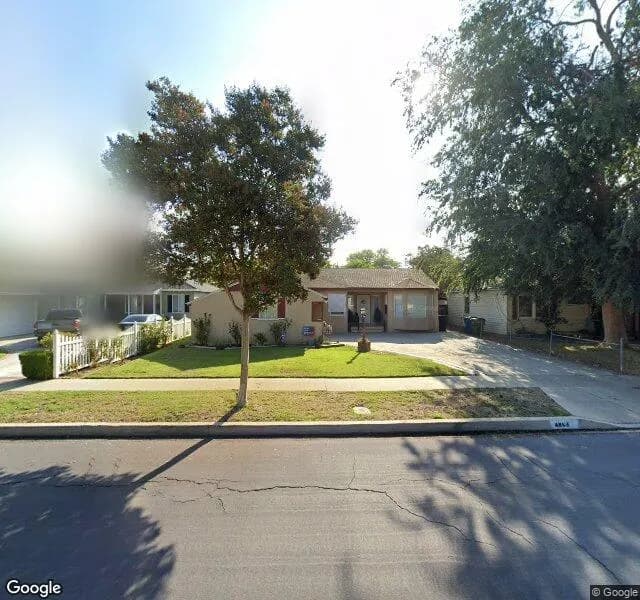 Comfort Cove Senior Living - Board And Care Home in Reseda, California