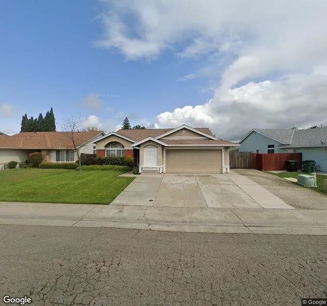 Comfort Living Elder Care 3 - Board And Care Home in Sacramento, California