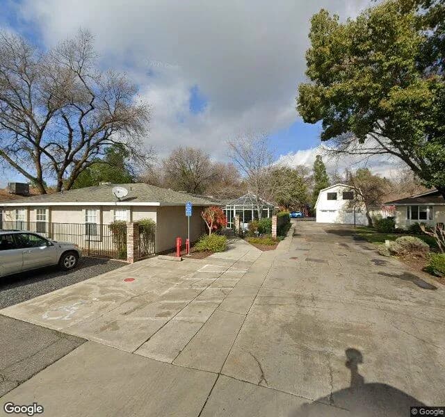 Country Club At The Commons