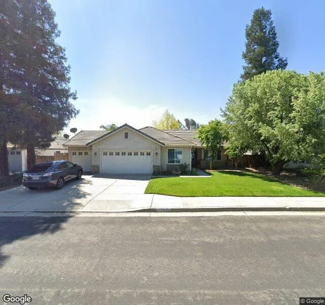 Cromwell Care Home - Board And Care Home in Clovis, California