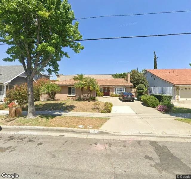 Cyecrest Guest Home - Board And Care Home in Orange, California