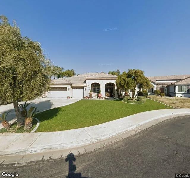 Dean's Care Villa 110 - Board And Care Home in Bakersfield, California