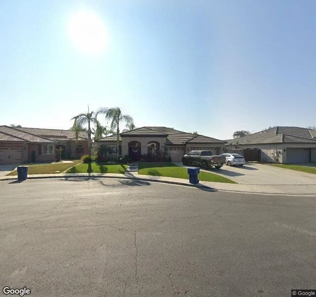 Dean's Care Villa 111