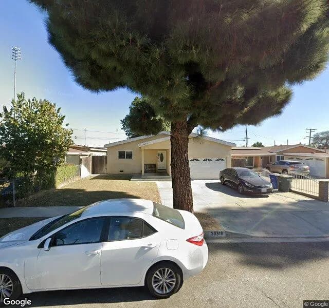 Devlin Facility - Adult Residential Facility in Lakewood, California