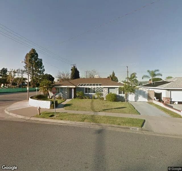 Dignity & Wisdom - Board And Care Home in Tustin, California