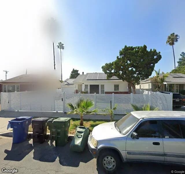 Eclipse Senior Care - Board And Care Home in Reseda, California