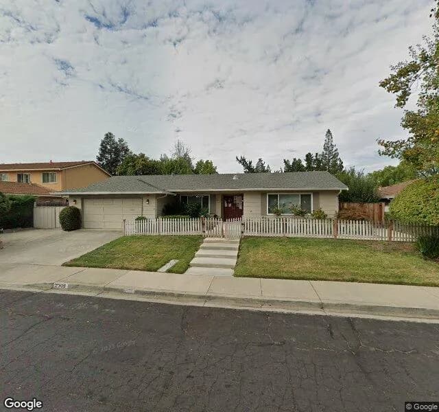 Elwyn California - Banbury