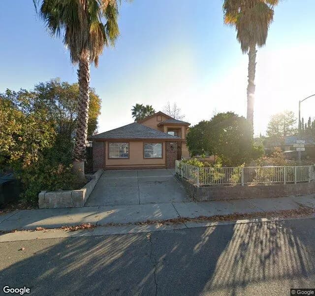 Family Life Senior Care - Board And Care Home in Antelope, California