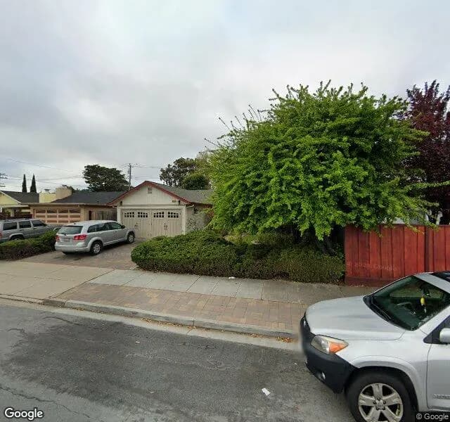 Fhar-hiller Street Home