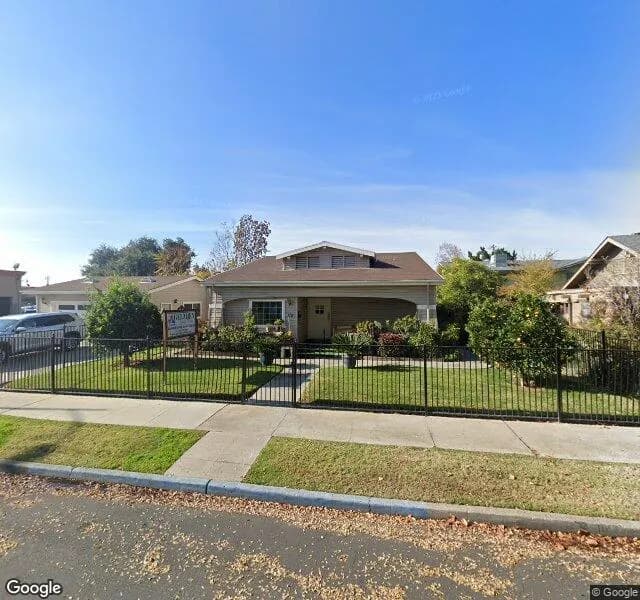 Gelzhen Guest Home Llc