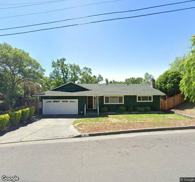 Hayes House - Adult Residential Facility in Novato, California