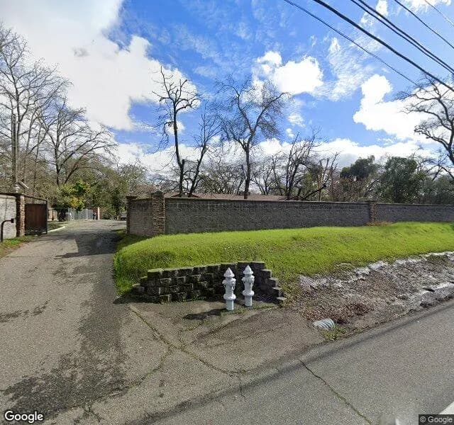 Hazel Park Senior Care - Board And Care Home in Orangevale, California