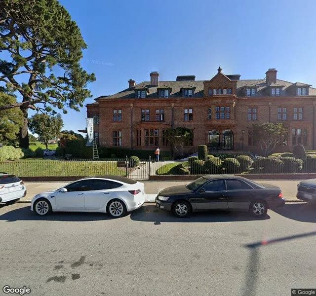 Heritage On The Marina