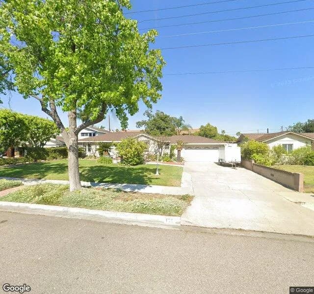 Jc Cottages - Lincoln - Board And Care Home in Orange, California