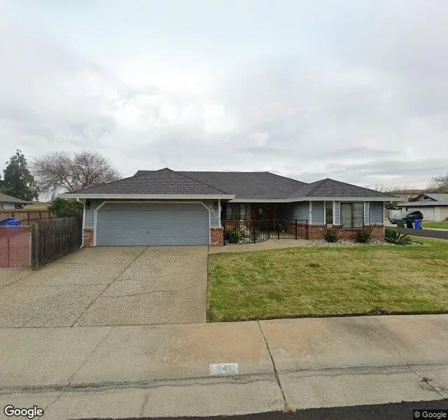 Jd Paran Guest Home - Board And Care Home in Elk Grove, California