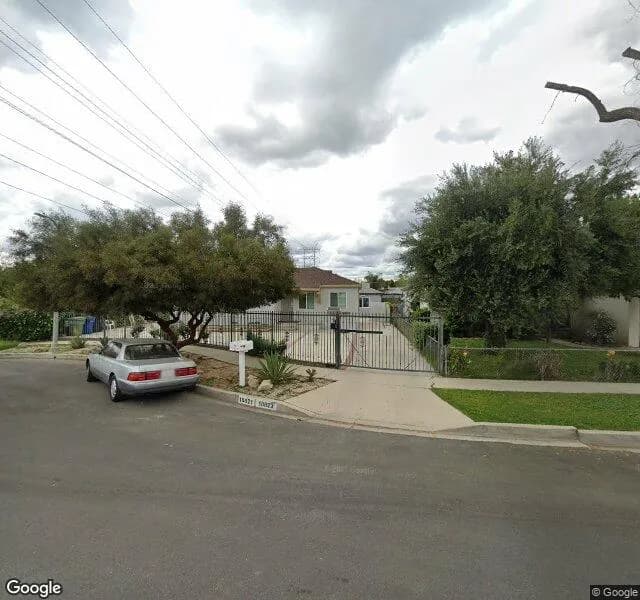 Leadwell Assisted Living - Board And Care Home in Reseda, California