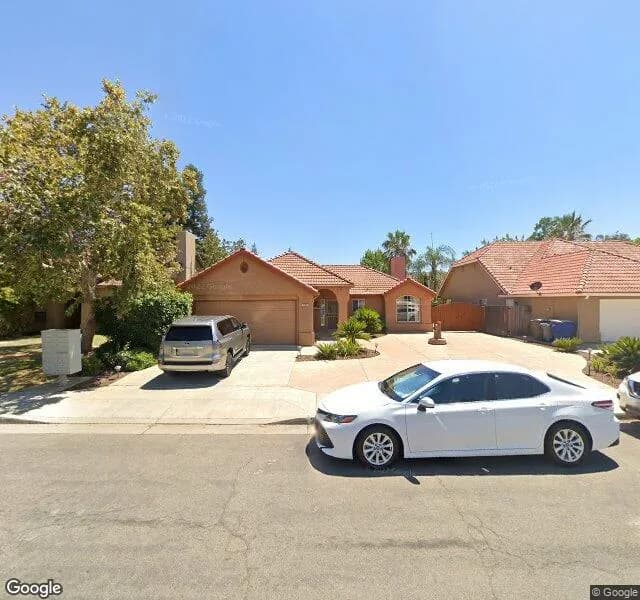 Maple Tree Care Home - Board And Care Home in Fresno, California