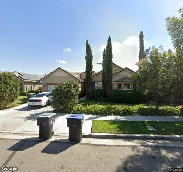 Martinez Residence - Adult Residential Facility in Visalia, California