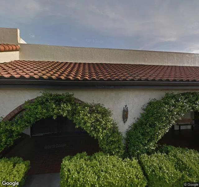 New Expressions Center