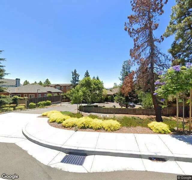 Oak Home At Niles Grove