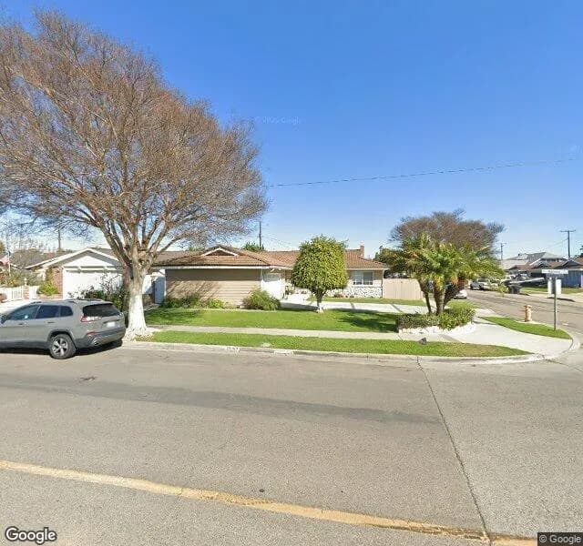 Proper Living Senior Care - Board And Care Home in Garden Grove, California