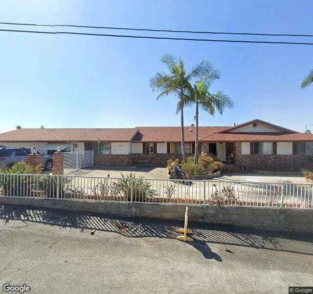 Queen's Manor Home Care - Board And Care Home in Vista, California