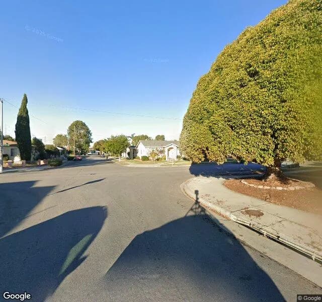 Royal Palms Villa - Board And Care Home in Torrance, California