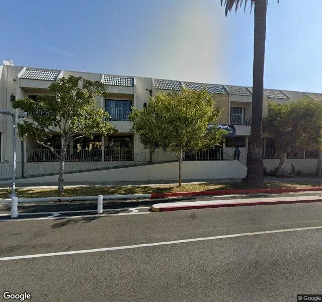 Savant Of Santa Monica