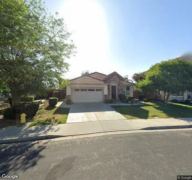 Simone Summit Care Home - Board And Care Home in Brentwood, California