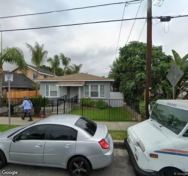 Steadfast Western Ave