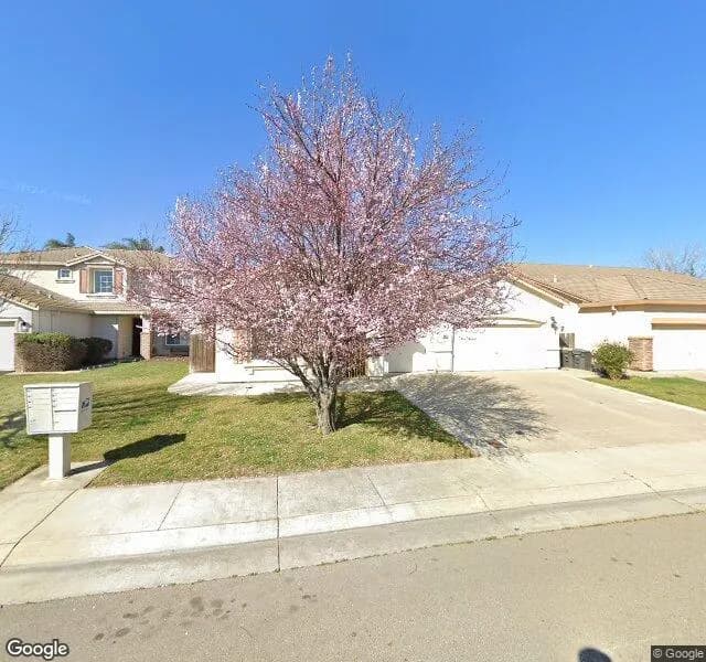 Stetson Court Living