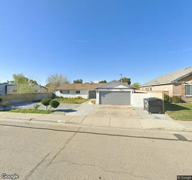 Summerset Arf - Adult Residential Facility in Lancaster, California