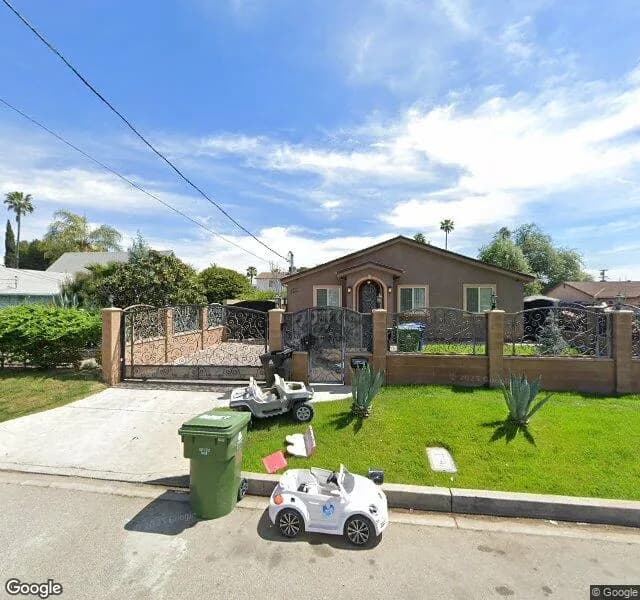 Sweet Home Senior Living 3 - Board And Care Home in Van Nuys, California