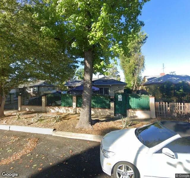 Teesdale Villa Rcfe - Board And Care Home in North Hollywood, California