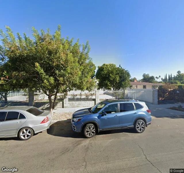 Tna Residential Care - Board And Care Home in Reseda, California
