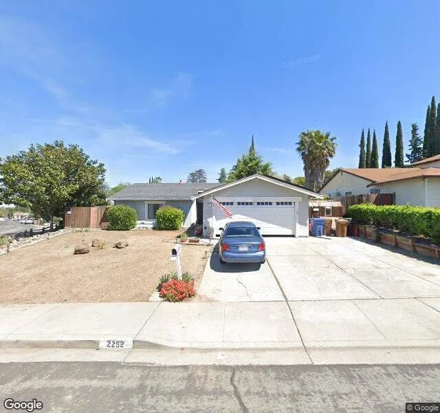 Victoria's Place, Inc