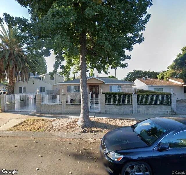 Wellbe Home - Board And Care Home in North Hollywood, California