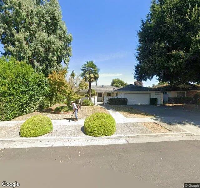 Willow Oaks Senior Living - Board And Care Home in San Jose, California