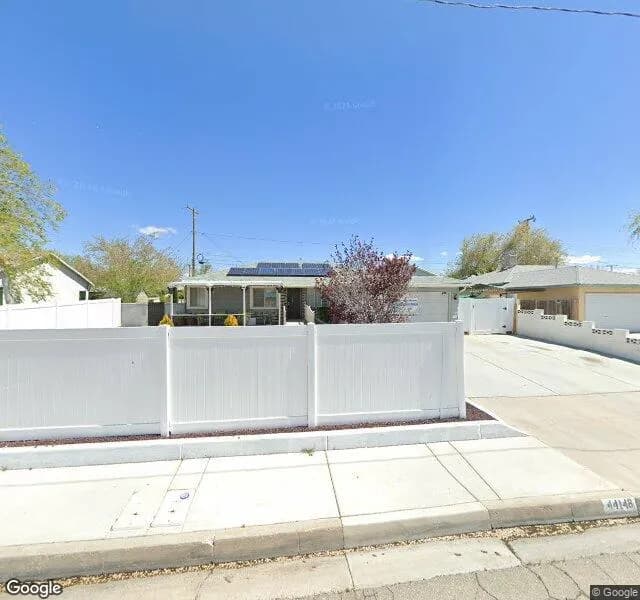 Willowview Home Two, Llc - Board And Care Home in Lancaster, California