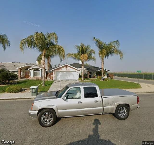 Windcreek Senior Care - Board And Care Home in Bakersfield, California