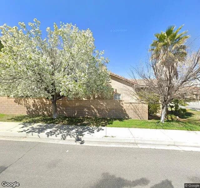 4 Aces Elderly Care - Board And Care Home in Palmdale, California